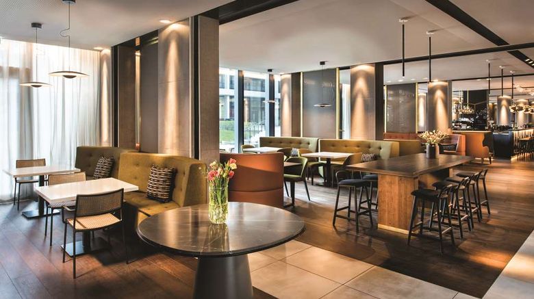 <b>Adina Apt Hotel Hamburg Speicherstadt Restaurant</b>. Images powered by <a href="https://iceportal.shijigroup.com/" title="IcePortal" target="_blank">IcePortal</a>.