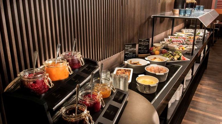 <b>Adina Apartment Hotel Leipzig Restaurant</b>. Images powered by <a href="https://iceportal.shijigroup.com/" title="IcePortal" target="_blank">IcePortal</a>.