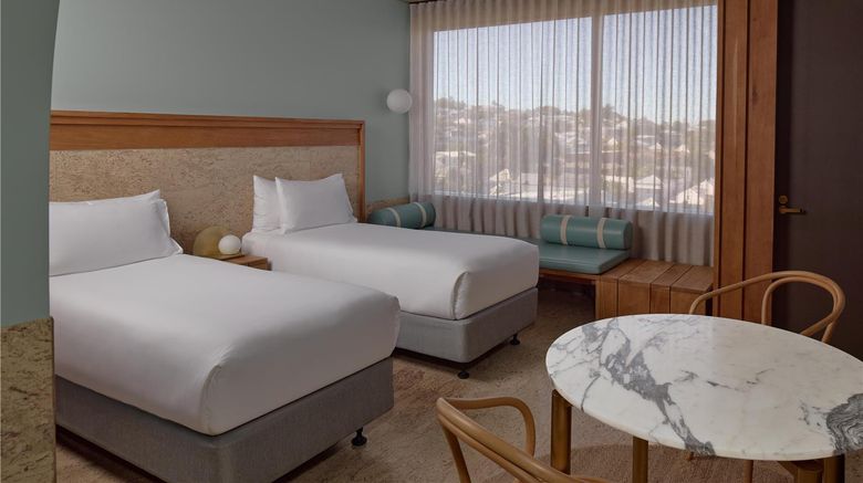 <b>The Calile Hotel Brisbane Room</b>. Images powered by <a href="https://iceportal.shijigroup.com/" title="IcePortal" target="_blank">IcePortal</a>.