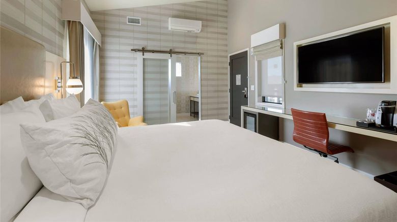 <b>Bluestem Hotel, an Ascend Collection Room</b>. Images powered by <a href="https://iceportal.shijigroup.com/" title="IcePortal" target="_blank">IcePortal</a>.