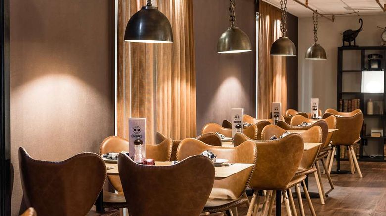 <b>Home Hotel Slottsparken Restaurant</b>. Images powered by <a href="https://iceportal.shijigroup.com/" title="IcePortal" target="_blank">IcePortal</a>.