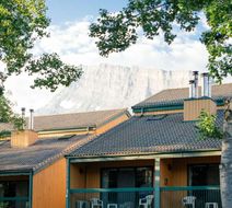 Douglas Fir Resort & Chalets Exterior