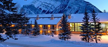 Douglas Fir Resort & Chalets Exterior