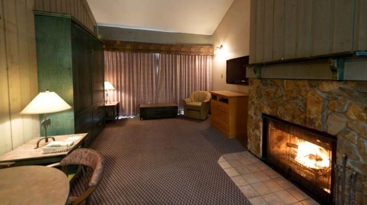 Douglas Fir Resort & Chalets Room