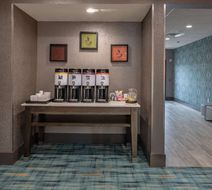 Hampton Inn & Suites Dallas/Plano Lobby