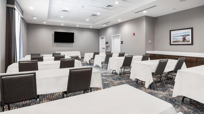 <b>Hampton Inn and Suites Logan Meeting</b>. Images powered by <a href="https://iceportal.shijigroup.com/" title="IcePortal" target="_blank">IcePortal</a>.