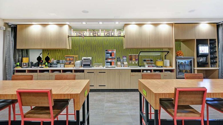 <b>Home2 Suites Raleigh Durham Airport Lobby</b>. Images powered by <a href="https://iceportal.shijigroup.com/" title="IcePortal" target="_blank">IcePortal</a>.