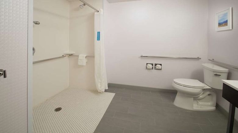 <b>Hampton Inn Arvin Tejon Ranch Room</b>. Images powered by <a href="https://iceportal.shijigroup.com/" title="IcePortal" target="_blank">IcePortal</a>.