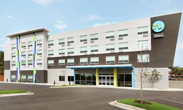 Tru by Hilton Harbison/Columbia