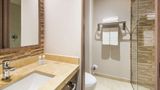 <b>Hampton Inn by Hilton Cucuta Room</b>. Images powered by <a href="https://iceportal.shijigroup.com/" title="IcePortal" target="_blank">IcePortal</a>.