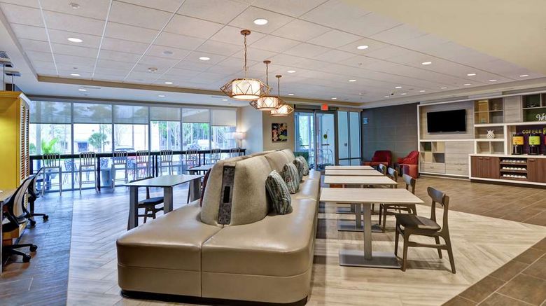 <b>Home2 Suites by Hilton Daytona Lobby</b>. Images powered by <a href="https://iceportal.shijigroup.com/" title="IcePortal" target="_blank">IcePortal</a>.