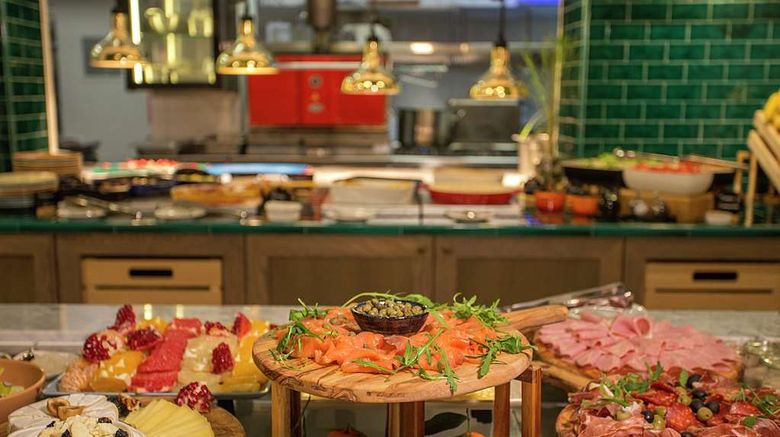 <b>Canopy by Hilton Zagreb City Centre Restaurant</b>. Images powered by <a href="https://iceportal.shijigroup.com/" title="IcePortal" target="_blank">IcePortal</a>.