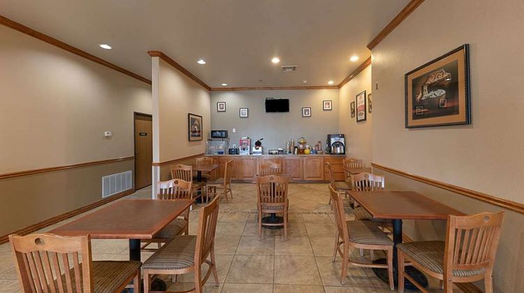 Econo Lodge Inn & Suites Restaurant
