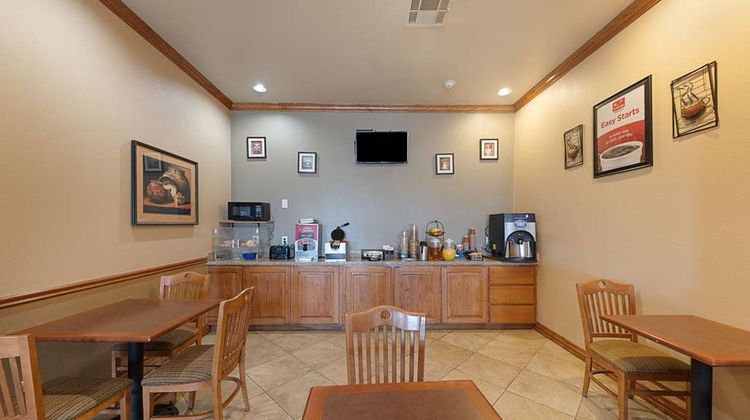 Econo Lodge Inn & Suites Restaurant