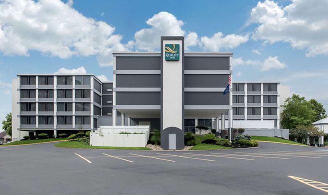 Quality Inn & Conference Center Exterior
