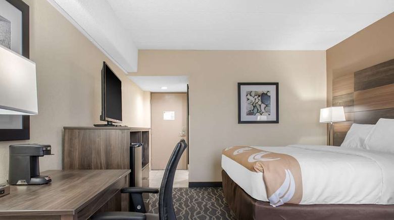 <b>Quality Inn & Conference Center Room</b>. Images powered by <a href="https://iceportal.shijigroup.com/" title="IcePortal" target="_blank">IcePortal</a>.