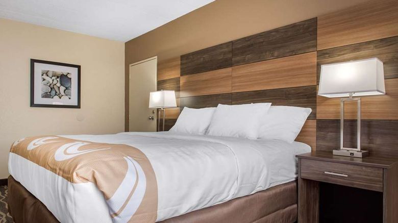 <b>Quality Inn & Conference Center Suite</b>. Images powered by <a href="https://iceportal.shijigroup.com/" title="IcePortal" target="_blank">IcePortal</a>.