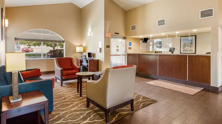 <b>Comfort Inn Lehi Lobby</b>. Images powered by <a href="https://iceportal.shijigroup.com/" title="IcePortal" target="_blank">IcePortal</a>.