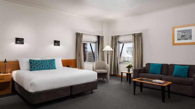 Rydges Darwin Central Suite