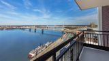 <b>Galt House Hotel, A Trademark Coll Hotel Room</b>. Images powered by <a href="https://iceportal.shijigroup.com/" title="IcePortal" target="_blank">IcePortal</a>.
