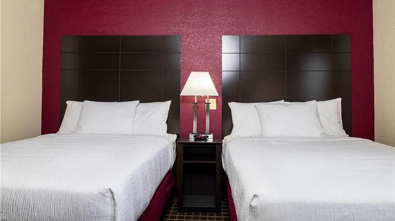 <b>Baymont Inn and Sts by Wyndham Mukwonago Room</b>. Images powered by <a href="https://iceportal.shijigroup.com/" title="IcePortal" target="_blank">IcePortal</a>.