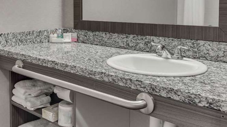 Home Inn & Suites-Saskatoon South Room