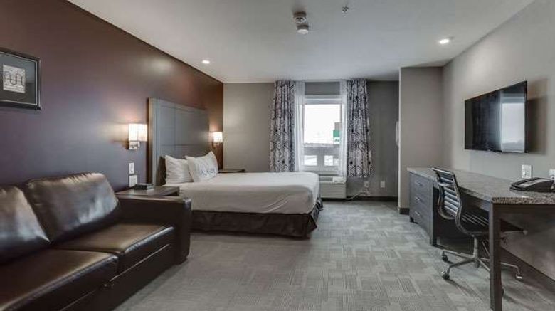 <b>Home Inn & Suites-Saskatoon South Suite</b>. Images powered by <a href="https://iceportal.shijigroup.com/" title="IcePortal" target="_blank">IcePortal</a>.