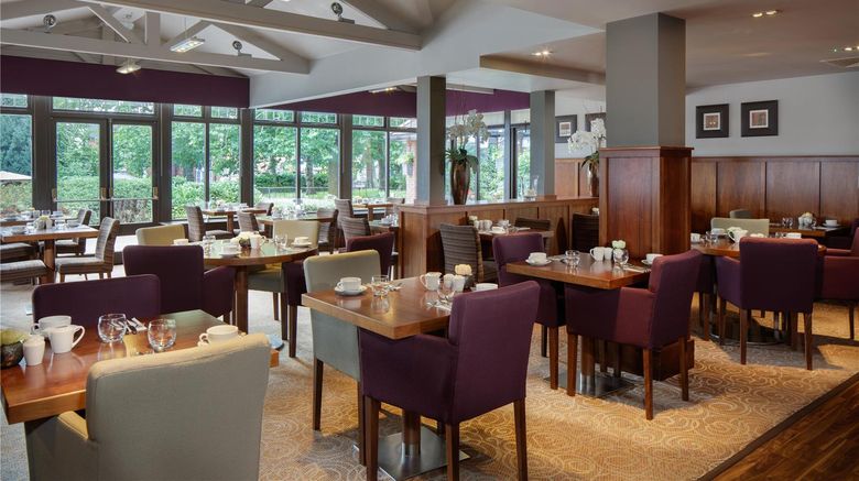 <b>DoubleTree by Hilton Stratford-upon-Avon Restaurant</b>. Images powered by <a href="https://iceportal.shijigroup.com/" title="IcePortal" target="_blank">IcePortal</a>.
