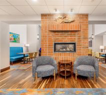 Hampton Inn & Suites Grants Pass Lobby