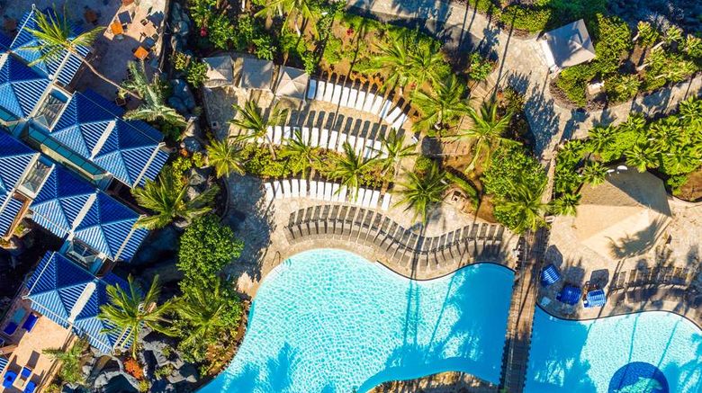 <b>Ocean Tower at Hilton Waikoloa Village Pool</b>. Images powered by <a href="https://iceportal.shijigroup.com/" title="IcePortal" target="_blank">IcePortal</a>.
