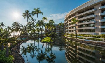 Ocean Tower at Hilton Waikoloa Village