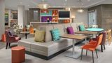Home2 Suites by Hilton Lakeland Lobby
