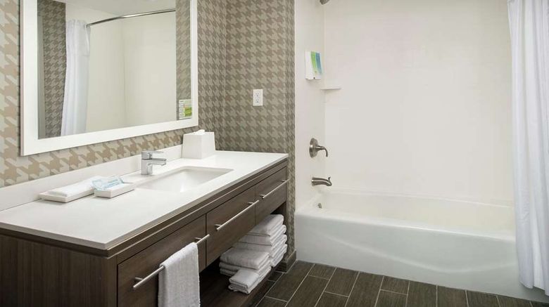 <b>Home2 Suites by Hilton Lakeland Room</b>. Images powered by <a href="https://iceportal.shijigroup.com/" title="IcePortal" target="_blank">IcePortal</a>.