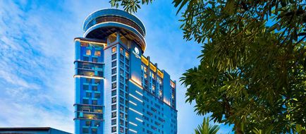 DoubleTree by Hilton Surabaya Exterior