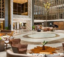 DoubleTree by Hilton Surabaya Lobby