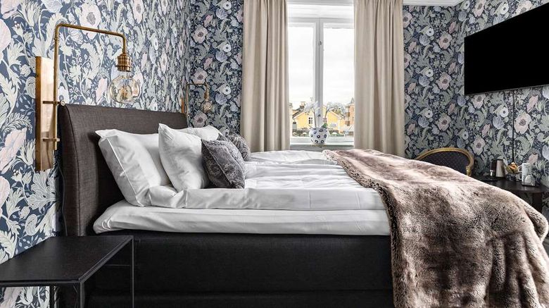 <b>Nora Stadshotel, Sure Hotel Coll by BW Room</b>. Images powered by <a href="https://iceportal.shijigroup.com/" title="IcePortal" target="_blank">IcePortal</a>.