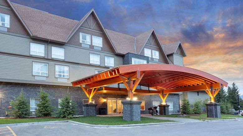 <b>Super 8 by Wyndham Canmore Exterior</b>. Images powered by <a href="https://iceportal.shijigroup.com/" title="IcePortal" target="_blank">IcePortal</a>.