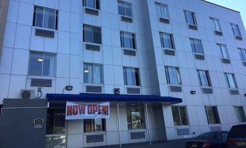 Days Inn Brooklyn Borough Park