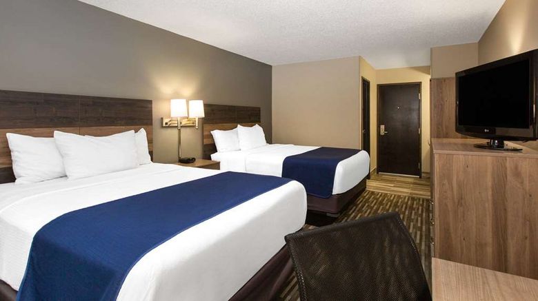 <b>Days Inn & Suites by Wyndham Room</b>. Images powered by <a href="https://iceportal.shijigroup.com/" title="IcePortal" target="_blank">IcePortal</a>.