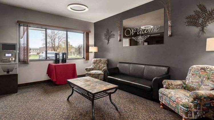 Travelodge by Wyndham Brandon Lobby