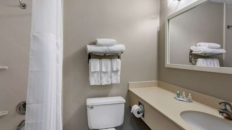 <b>Clarion Inn Sheffield Room</b>. Images powered by <a href="https://iceportal.shijigroup.com/" title="IcePortal" target="_blank">IcePortal</a>.