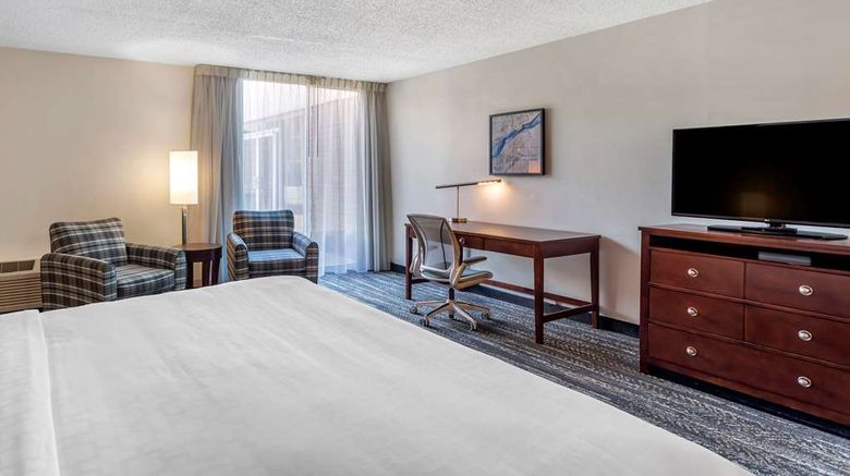 <b>Clarion Inn Sheffield Room</b>. Images powered by <a href="https://iceportal.shijigroup.com/" title="IcePortal" target="_blank">IcePortal</a>.