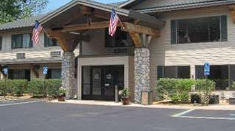 Beachfront Motel Exterior