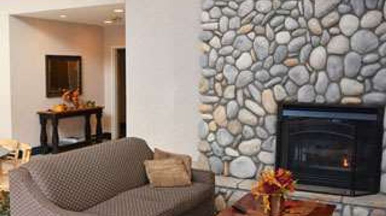 <b>Beachfront Motel Lobby</b>. Images powered by <a href="https://iceportal.shijigroup.com/" title="IcePortal" target="_blank">IcePortal</a>.