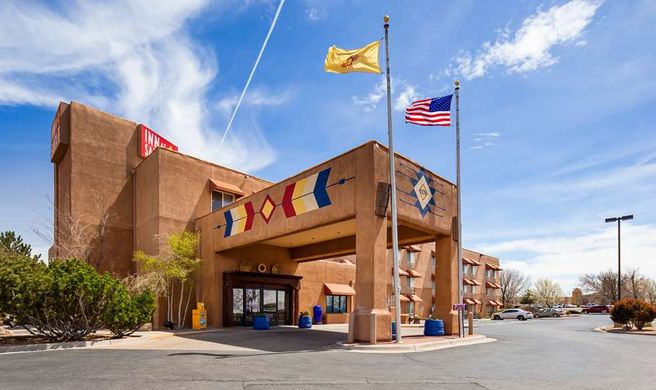 Inn at Santa Fe, SureStay Collection Exterior