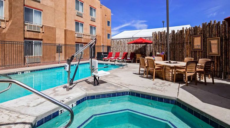 <b>Inn at Santa Fe, SureStay Collection Pool</b>. Images powered by <a href="https://iceportal.shijigroup.com/" title="IcePortal" target="_blank">IcePortal</a>.