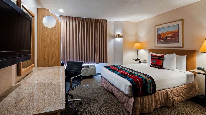 <b>Inn at Santa Fe, SureStay Collection Room</b>. Images powered by <a href="https://iceportal.shijigroup.com/" title="IcePortal" target="_blank">IcePortal</a>.