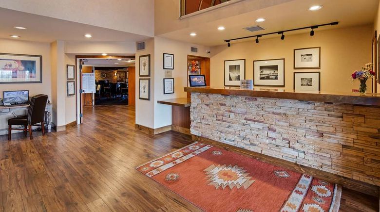 <b>Inn at Santa Fe, SureStay Collection Lobby</b>. Images powered by <a href="https://iceportal.shijigroup.com/" title="IcePortal" target="_blank">IcePortal</a>.