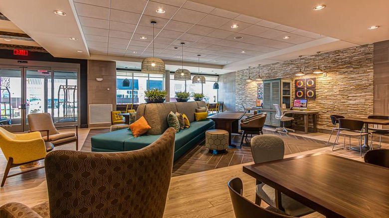 <b>Home2 Suites Nashville Bellevue Lobby</b>. Images powered by <a href="https://iceportal.shijigroup.com/" title="IcePortal" target="_blank">IcePortal</a>.