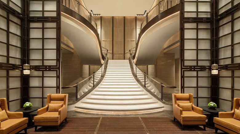 <b>Hilton Chengdu Chenghua Lobby</b>. Images powered by <a href="https://iceportal.shijigroup.com/" title="IcePortal" target="_blank">IcePortal</a>.